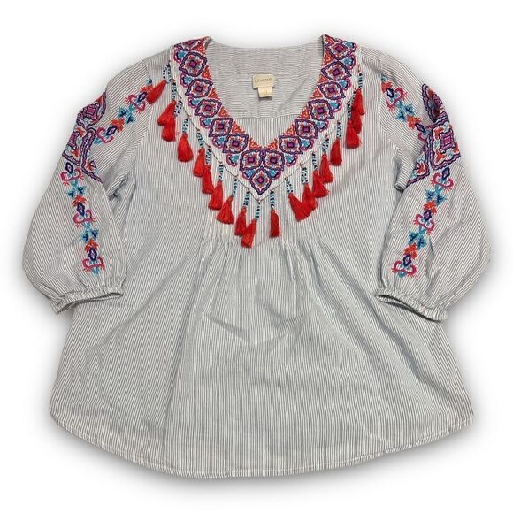 2. Chico’s Boho Embroidered Tassel Top Size 0 - Picture 1 of 4